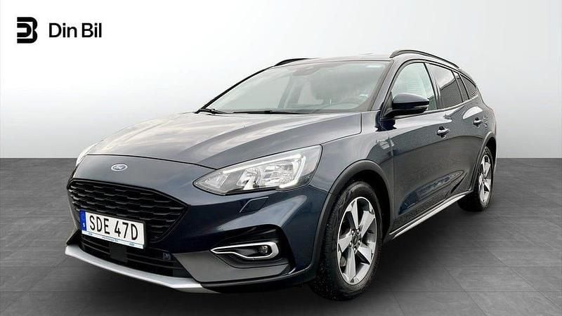 Blå Begagnad 2020 Ford Focus Active Kombi | 159 900 kr (Bra pris) - Bild 1/4