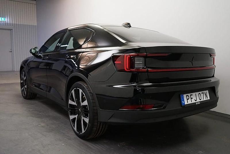 Begagnad Polestar 2 Performance 11 kW (15 HK) 2024 Svart Halvkombi