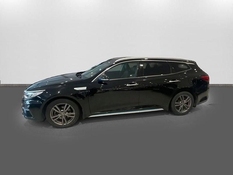 Begagnad Kia Optima Advance 205 HK (150 kW) 2019 Svart Kombi