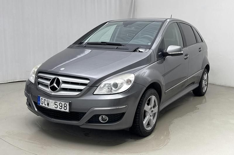 Begagnad Mercedes B170 116 HK (85 kW) 2009 Silver Minibuss
