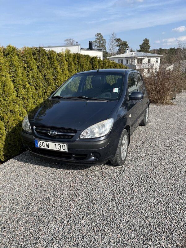 Grå Begagnad 2008 Hyundai Getz Halvkombi | 19 000 kr (Superpris) - Bild 1/3