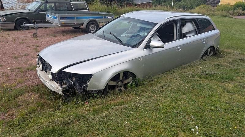 Grå Begagnad 2008 Audi A6 Proline Kombi | 8 000 kr - Bild 1/4