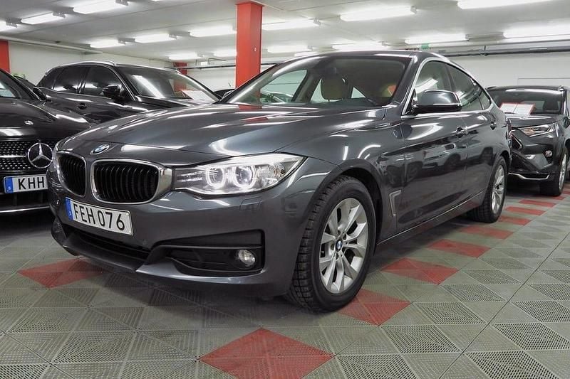 Begagnad BMW 320 Gran Turismo Advantage 190 HK (139 kW) 2016 Grå Halvkombi