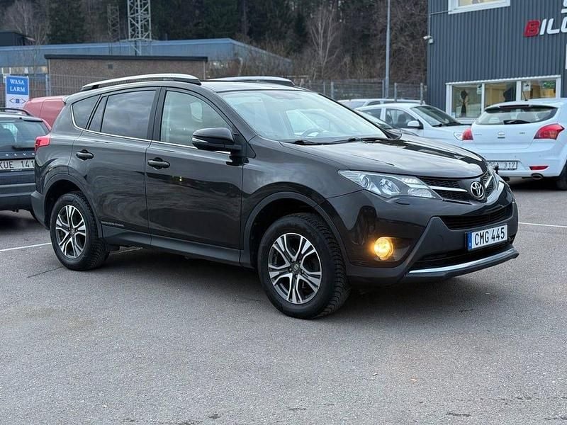 Begagnad Toyota RAV4 Multidrive S 151 HK (111 kW) 2014 Brun SUV
