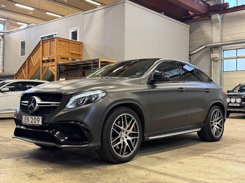 Silver Begagnad 2016 Mercedes GLE63 AMG AMG Sportkupé | 599 900 kr (Marknadspris) - Bild 1/4