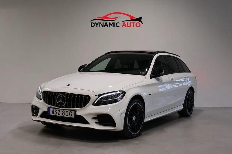 Begagnad Mercedes C300 AMG 320 HK (235 kW) 2021 Vit