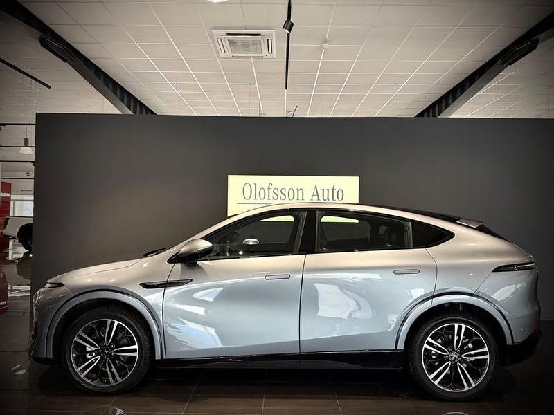 Begagnad XPENG G6 AWD Performance 350 kW (476 HK) 2024 Grå SUV