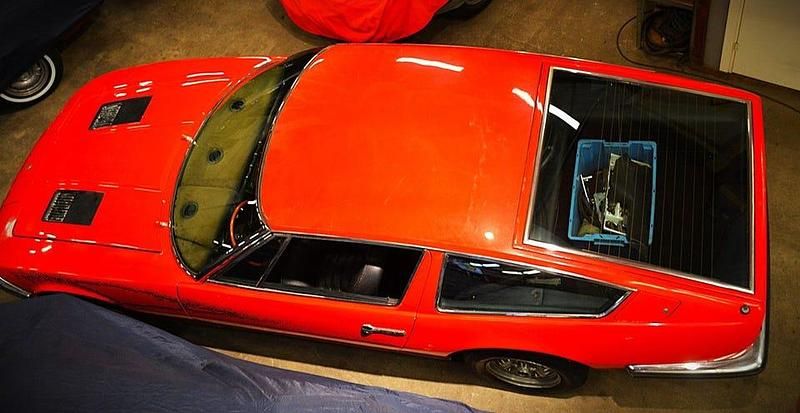 Begagnad Maserati Indy 290 HK (213 kW) 1971 Röd/svart skinn Sportkupé