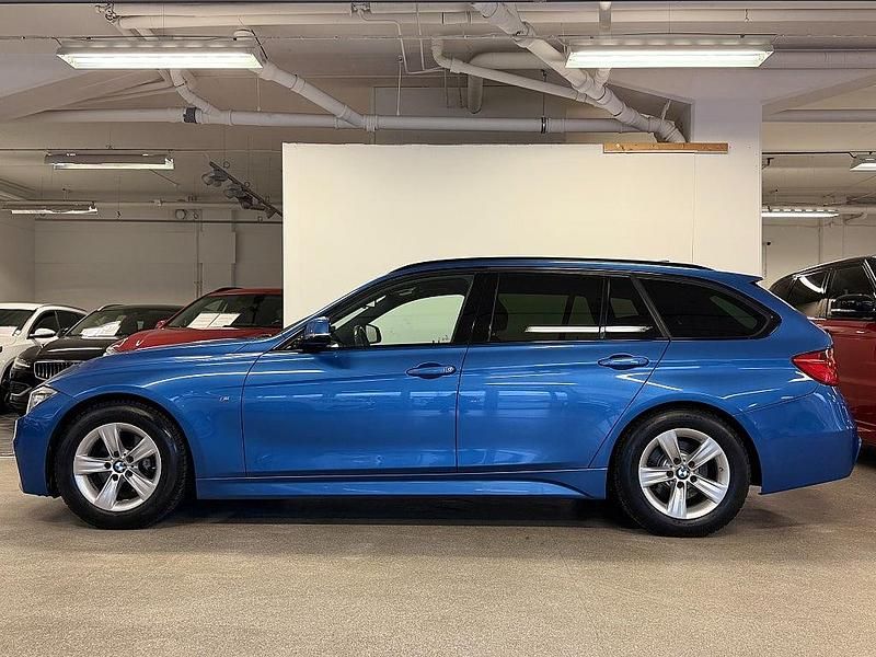 Begagnad BMW 320 M Sport 184 HK (135 kW) 2015 Blå Kombi
