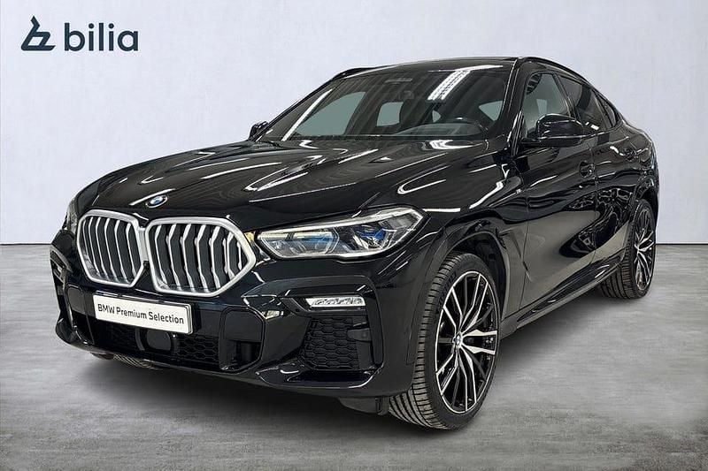 Svart Begagnad 2021 BMW X6 M Sport SUV | 739 900 kr (Marknadspris) - Bild 1/4