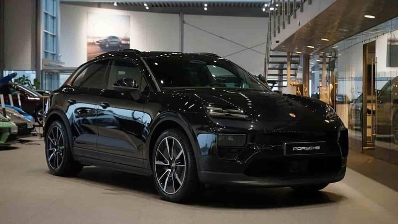 Svart Ny 2025 Porsche Macan 4 Electric SUV | 1 047 100 kr - Bild 1/1