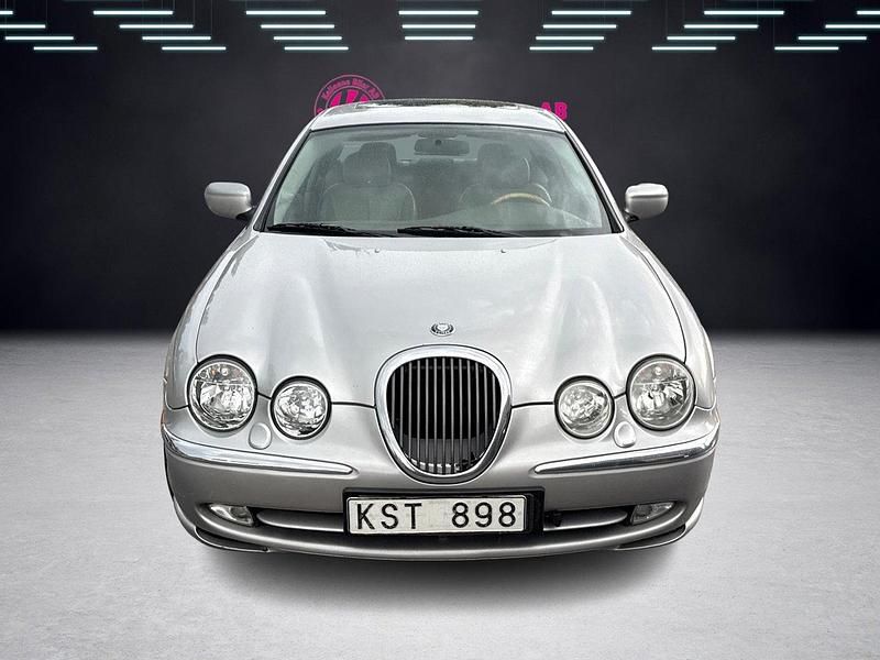 Begagnad Jaguar S-Type S 238 HK (175 kW) 2000 Ljusgrå Sedan