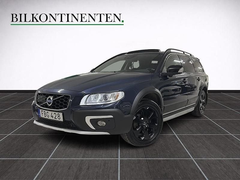 Begagnad Volvo XC70 Inscription 181 HK (133 kW) 2015 Blå Kombi