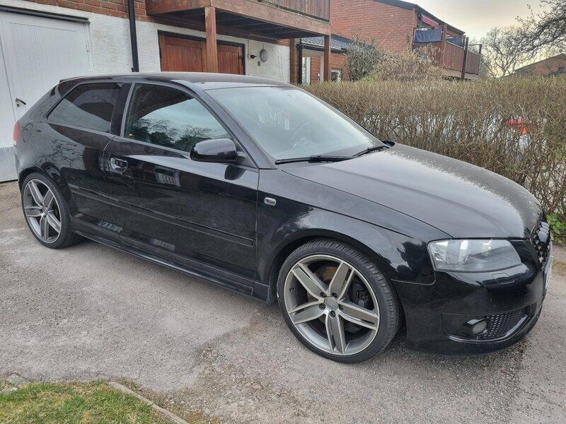 Svart Begagnad 2007 Audi S3 Halvkombi | 50 000 kr - Bild 1/4