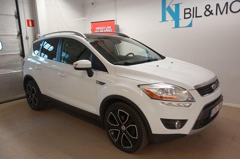 Vit Begagnad 2013 Ford Kuga Titanium SUV | 79 900 kr (Bra pris) - Bild 1/4