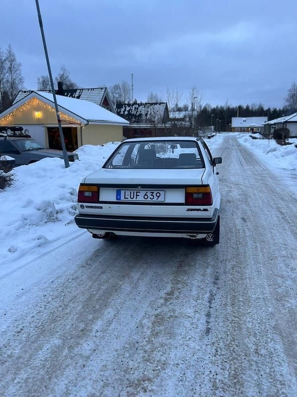 Begagnad VW Jetta 75 HK (55 kW) 1982 Sedan