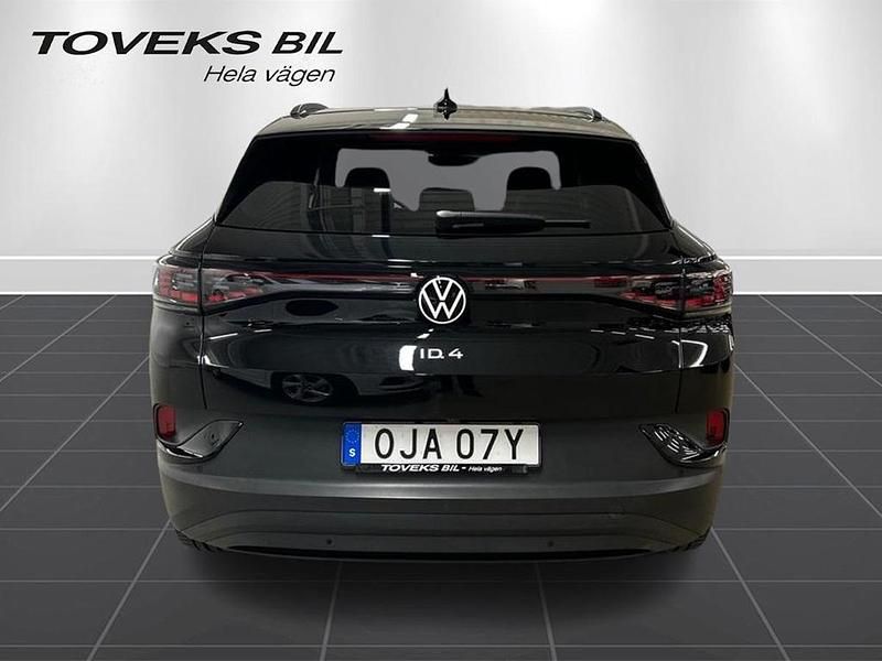 Begagnad VW ID.4 Pro Performance 150 kW (204 HK) 2022 Svart SUV