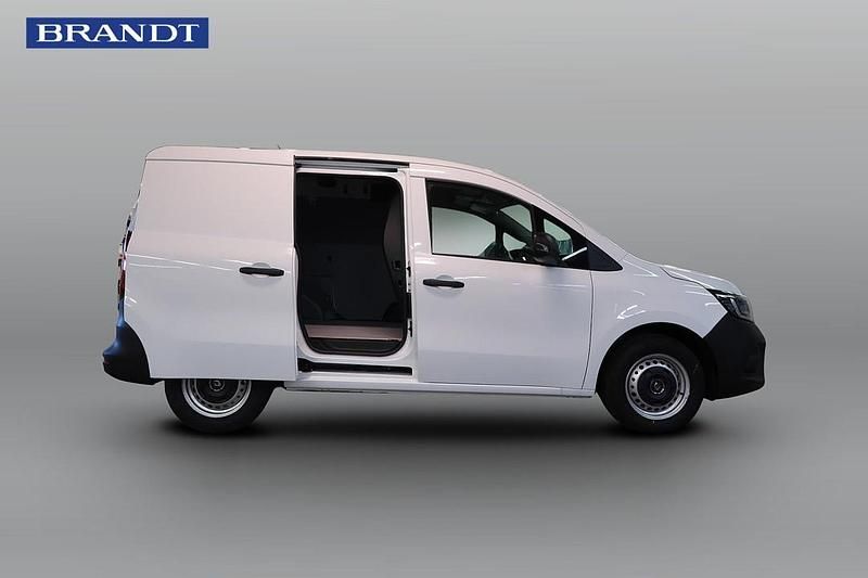 Begagnad Renault Kangoo 96 HK (70 kW) 2023 Vit Minibuss