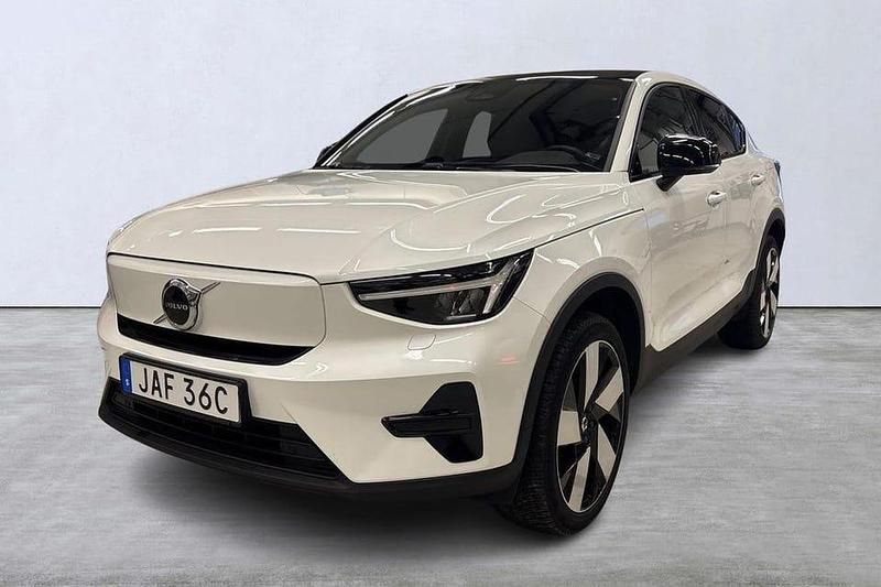Begagnad Volvo C40 Core 172 kW (234 HK) 2023 Vit SUV
