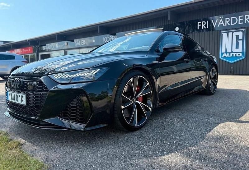 Svart Begagnad 2021 Audi RS7 Halvkombi | 1 099 900 kr - Bild 1/4