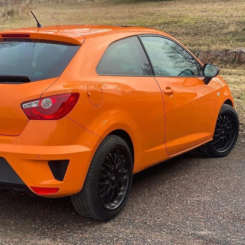 Begagnad Seat Ibiza CUPRA 180 HK (132 kW) 2010