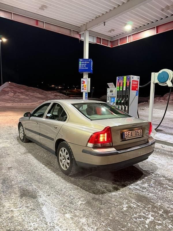 Begagnad Volvo S60 140 HK (102 kW) 2001 Sedan