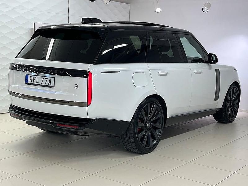 Begagnad Land Rover Range Rover 531 HK (390 kW) 2023 Vit SUV