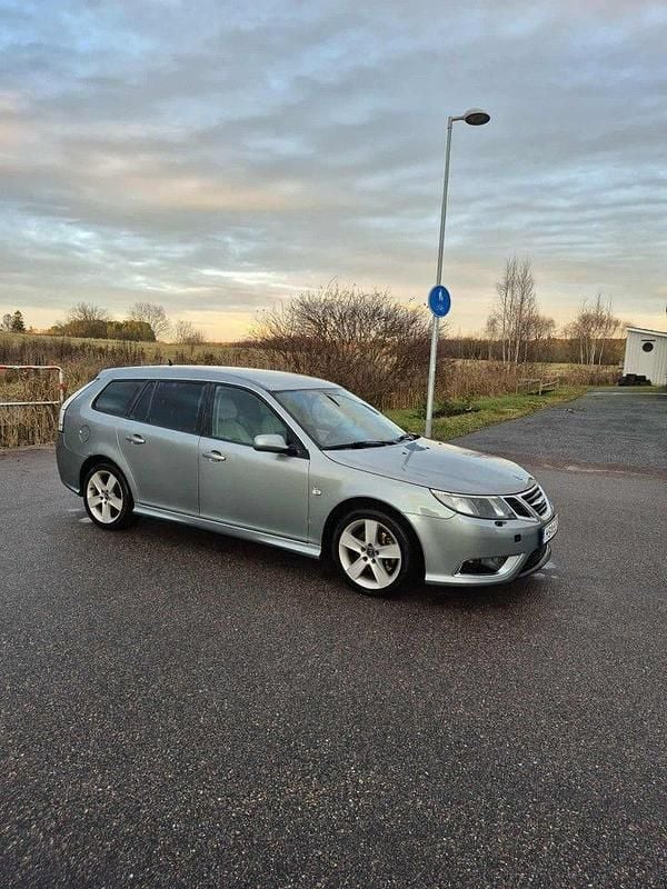 Begagnad 2009 Saab 9-3 Aero Kombi | 42 000 kr (Superpris) - Bild 1/4