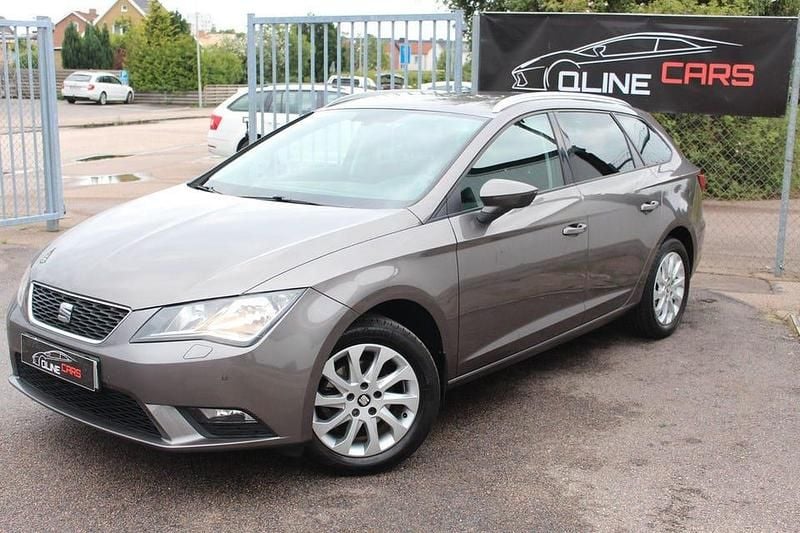 Begagnad Seat Leon ST Style 111 HK (81 kW) 2016 Grå Kombi