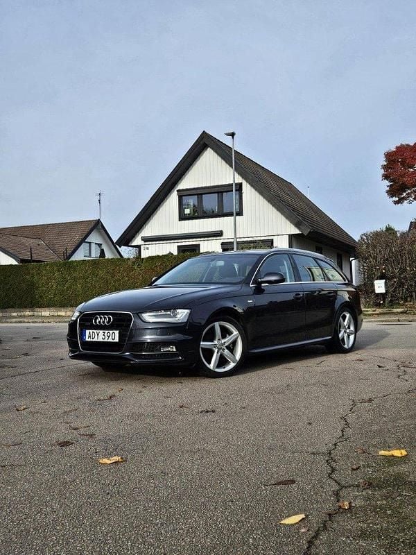 Blå Begagnad 2015 Audi A4 Kombi | 169 000 kr (Bra pris) - Bild 1/4