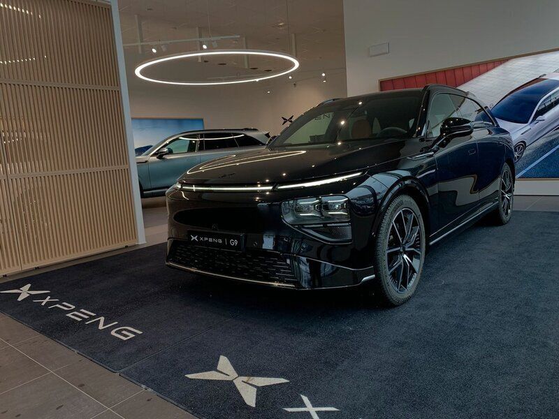 Begagnad 2023 XPENG G9 AWD Performance SUV | 927 900 kr (Lite dyr) - Bild 1/4