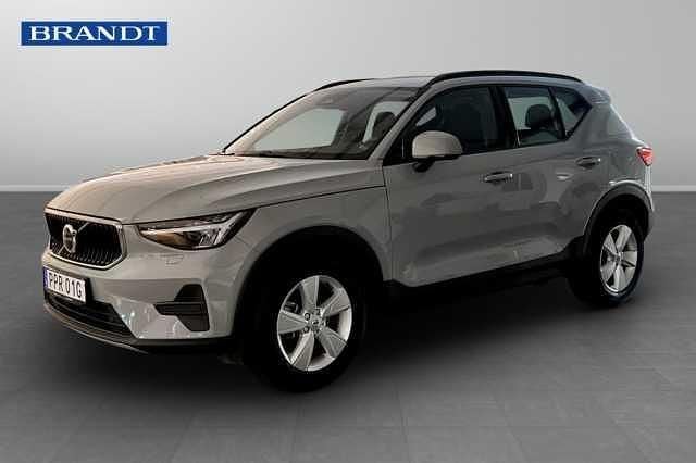 Begagnad 2024 Volvo XC40 SUV | 329 900 kr (Marknadspris) - Bild 1/4