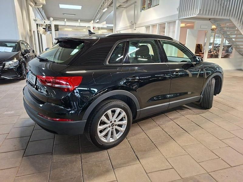 Begagnad Audi Q3 Proline 245 HK (180 kW) 2021 Svart SUV
