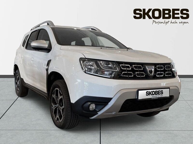 Vit Begagnad 2022 Dacia Duster Prestige SUV | 189 900 kr (Bra pris) - Bild 1/3