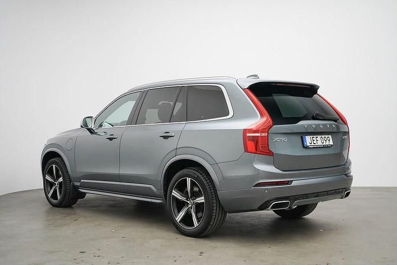 Begagnad Volvo XC90 R-Design 303 HK (222 kW) 2019 Grå SUV