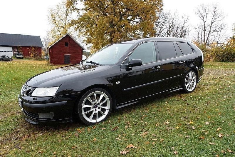Svart Begagnad 2006 Saab 9-3 Aero Kombi | 89 900 kr - Bild 1/4