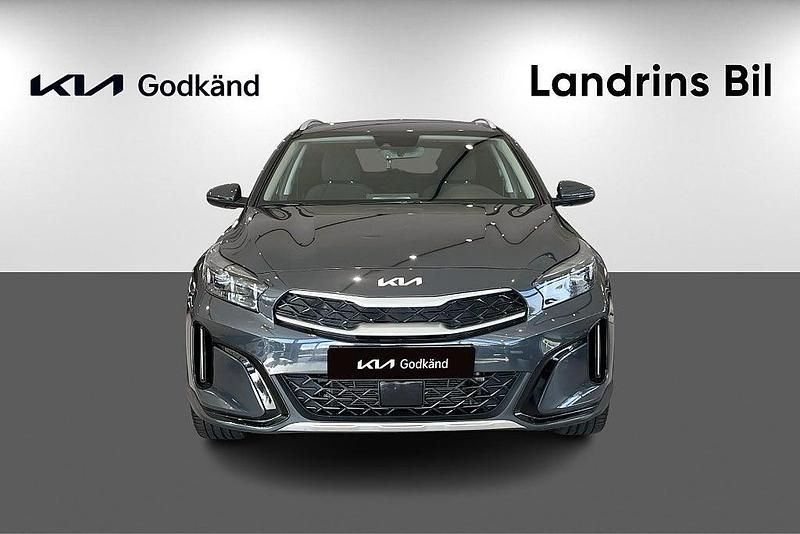 Begagnad Kia XCeed 142 HK (104 kW) 2024 Grå (grå metallic) SUV