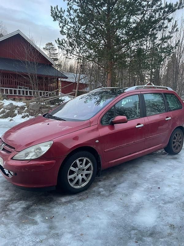Begagnad 2002 Peugeot 307 Kombi | 7 000 kr (Bra pris) - Bild 1/4