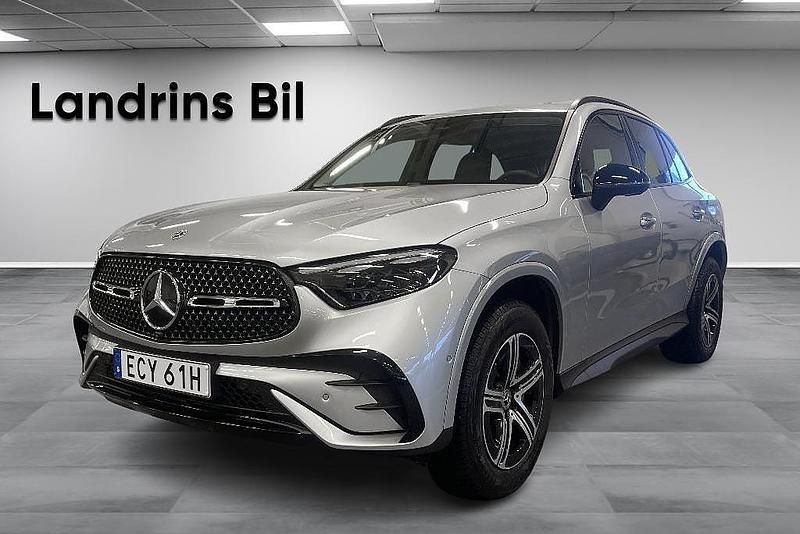 Begagnad Mercedes GLC300e 2026 Silver