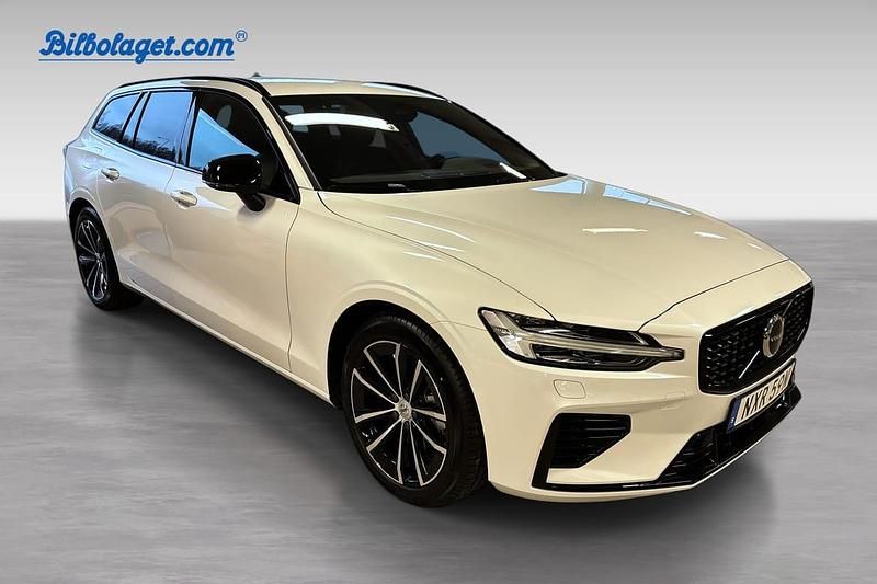 Ny Volvo V60 Plus 2026 Vit Kombi