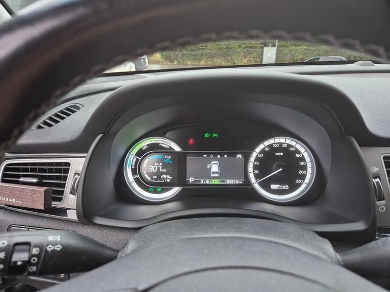 Begagnad Kia Niro Advance 141 HK (103 kW) 2017 SUV