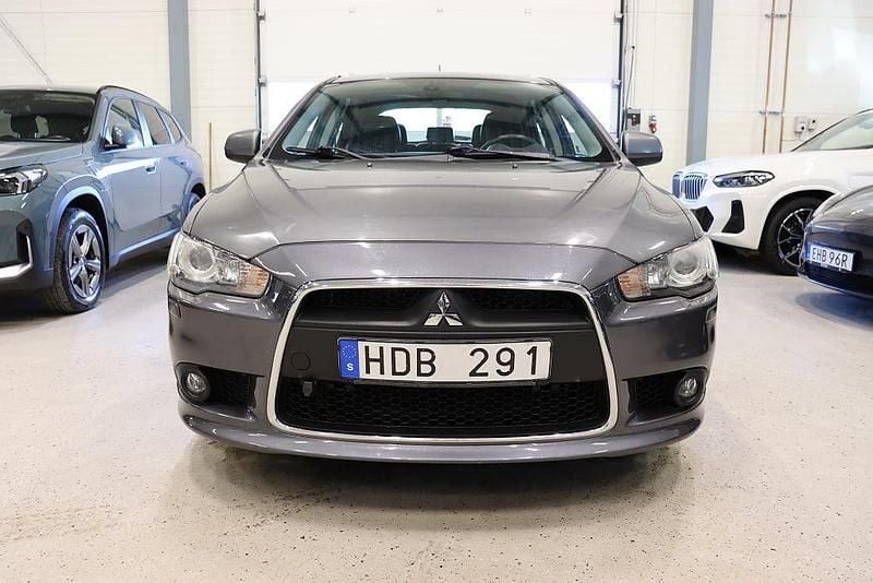 Begagnad Mitsubishi Lancer Sportback 143 HK (105 kW) 2009 Grå Halvkombi