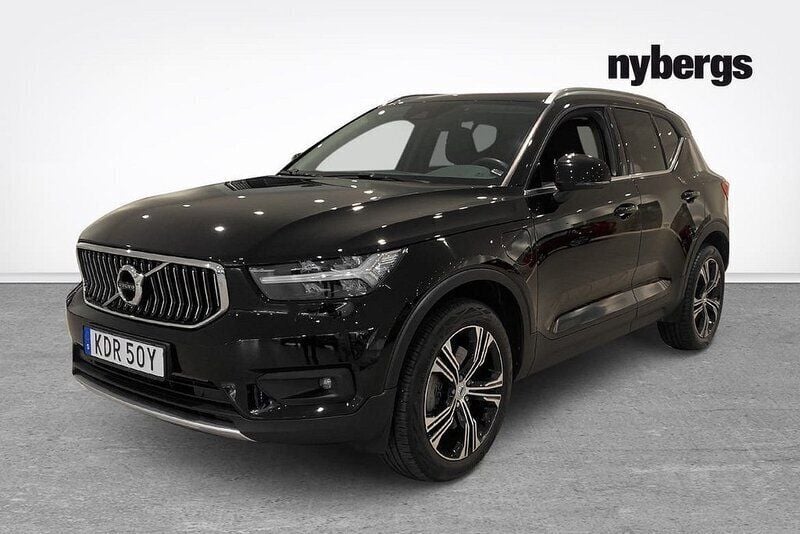 Svart Begagnad 2021 Volvo XC40 Inscription SUV | 479 000 kr - Bild 1/4