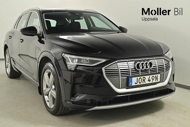 Brilliantsvart Begagnad 2020 Audi e-tron Proline SUV | 319 000 kr (Marknadspris) - Bild 1/4