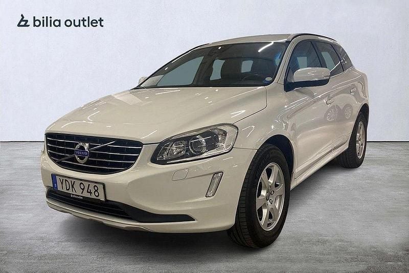 Vit Begagnad 2016 Volvo XC60 Momentum SUV | 144 900 kr (Superpris) - Bild 1/3