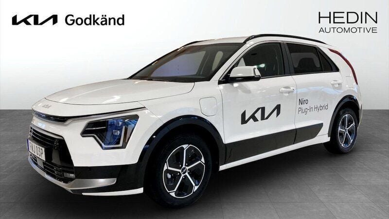 Vit Begagnad 2025 Kia Niro Advance SUV | 389 900 kr - Bild 1/4
