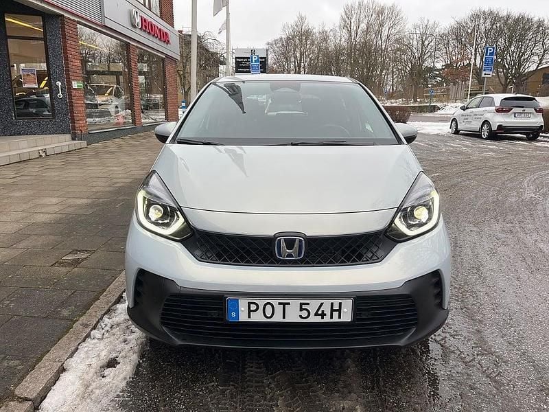 Begagnad Honda Jazz Elegance 122 HK (89 kW) 2025 Vit Halvkombi