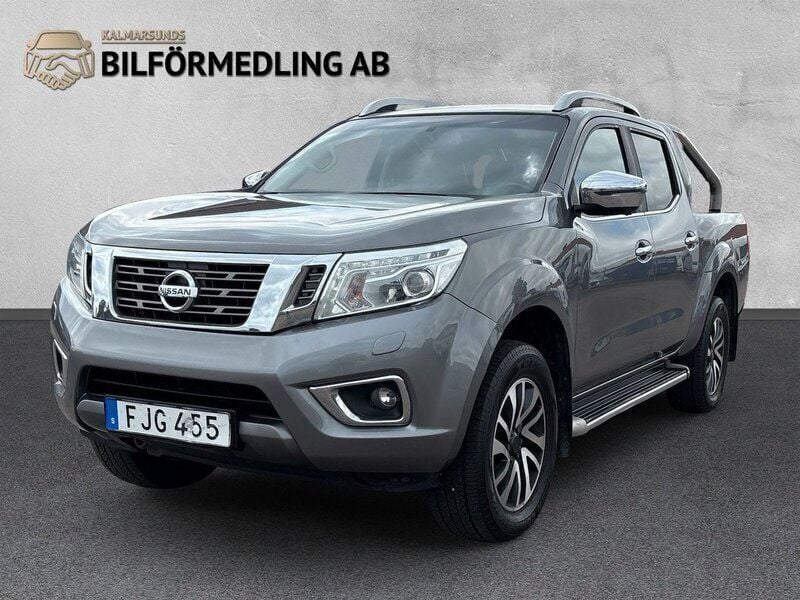 Grå Begagnad 2018 Nissan Navara Pickup | 229 800 kr (Marknadspris) - Bild 1/4