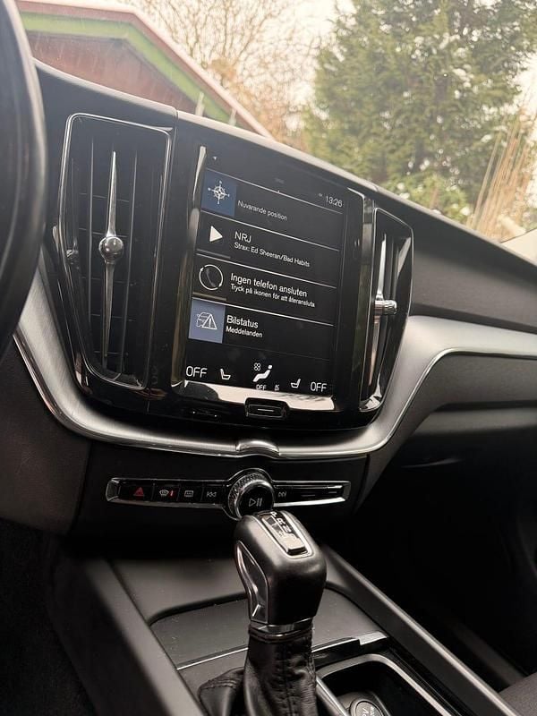 Begagnad Volvo XC60 190 HK (139 kW) 2019 Svart metallic SUV