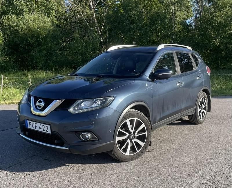 Blå Begagnad 2016 Nissan X-Trail Tekna SUV | 99 500 kr (Superpris) - Bild 1/4